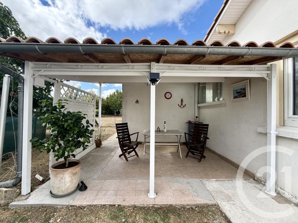 Maison à vendre  3 pièces - 78,66 m 2   SAUJON  - 17