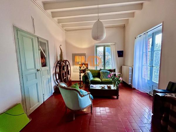 Maison + Terrasse + Lumineux + Calme + Piscine + Jardin