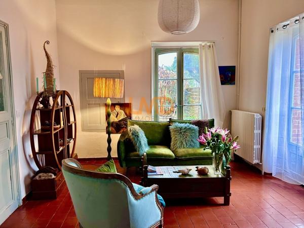 Maison + Terrasse + Lumineux + Calme + Piscine + Jardin