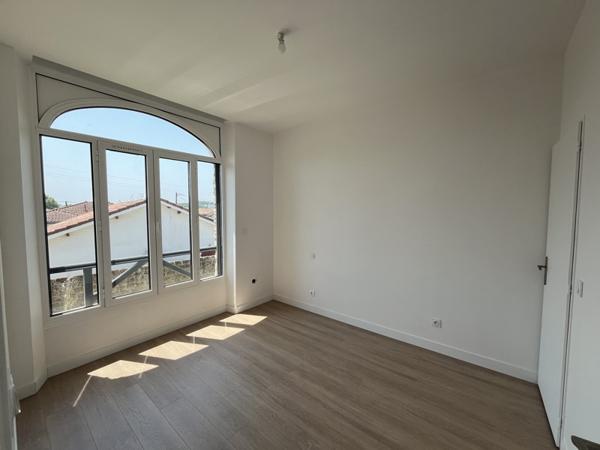 Appartement à vendre 289 000 € Saint-Paul-lès-Dax 5 p 125 m² DPE B