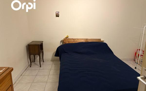 Immeuble à vendre    6 pièces • 127,85 m2 Saintes