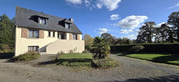 Maison à BAGUER-MORVAN, 35120 - 7 pièces 127m²