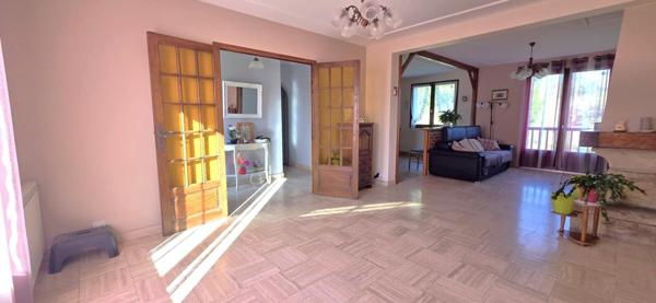 Maison à BAGUER-MORVAN, 35120 - 7 pièces 127m²