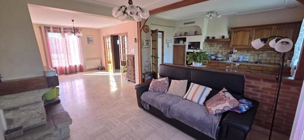 Maison à BAGUER-MORVAN, 35120 - 7 pièces 127m²