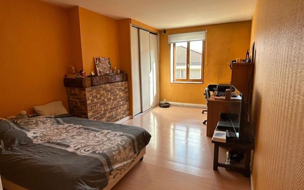 Maison à vendre    3 pièces • 95 m2 Neyron