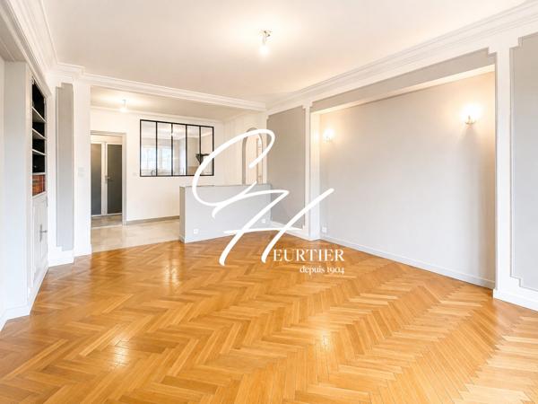 GRENOBLE – 4 PLACE BIR-HAKEIM – SPACIEUX T4 + CUISINE AVEC GARAGE