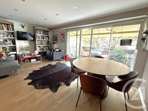 Appartement F4 à vendre  4 pièces - 97 m2 PARIS - 75016