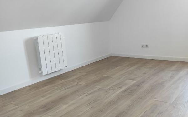 Appartement à louer    1 pièce • 22,92 m2 Ormesson-sur-Marne