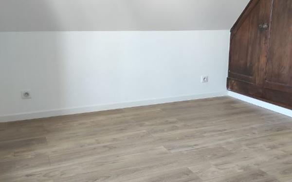 Appartement à louer    1 pièce • 22,92 m2 Ormesson-sur-Marne