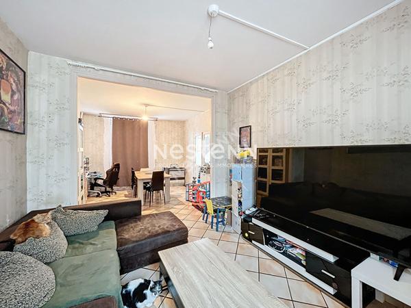 Maison individuelle d'environ 121m² à SOMAIN - Louée 700€ par mois HC - 2 chambres + 1 bureau - Garage - Grand jardin - 119.500€