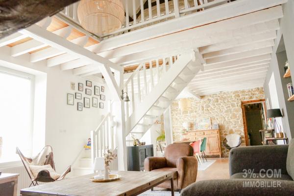 MANIHEN : LONGÈRE RÉNOVÉE en SEMI-PLAIN-PIED SOUS SOL GARAGE. Outreau (62230)