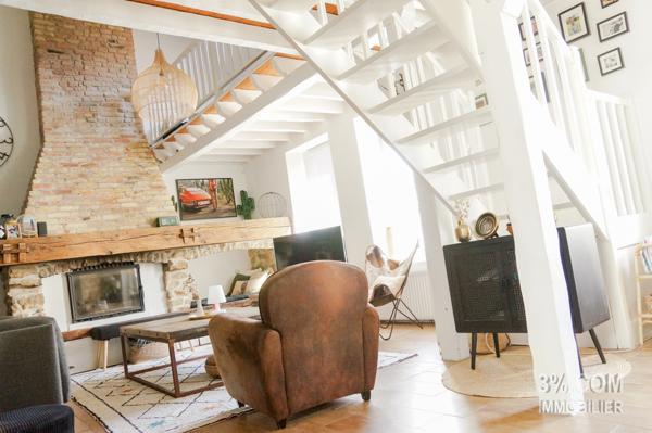 MANIHEN : LONGÈRE RÉNOVÉE en SEMI-PLAIN-PIED SOUS SOL GARAGE. Outreau (62230)