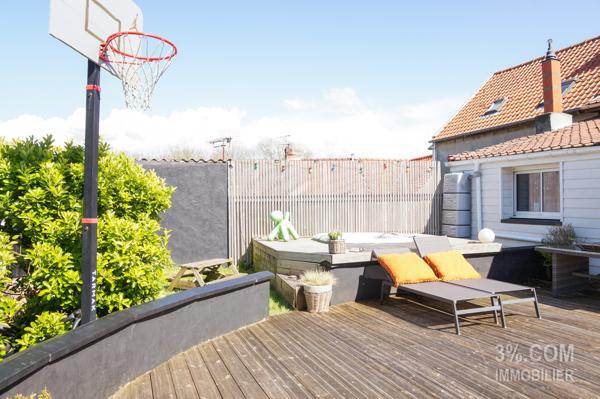 MANIHEN : LONGÈRE RÉNOVÉE en SEMI-PLAIN-PIED SOUS SOL GARAGE. Outreau (62230)