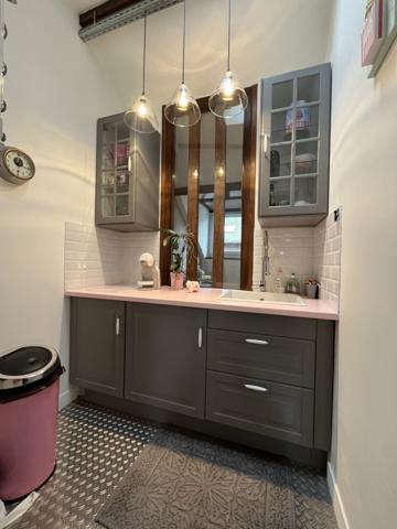 Honfleur (14600) Appartement de charme au cœur de Honfleur - 43 m² - Dernier étage - Vue sur les toits