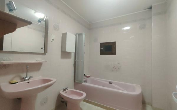 Maison à louer    4 pièces •    Prades