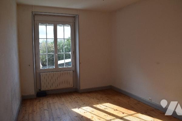 ENSEMBLE IMMOBILIER CENTRE VILLE VILLEFAGNAN