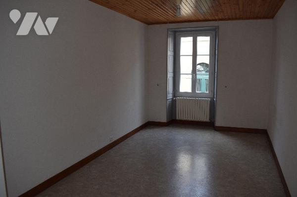 ENSEMBLE IMMOBILIER CENTRE VILLE VILLEFAGNAN