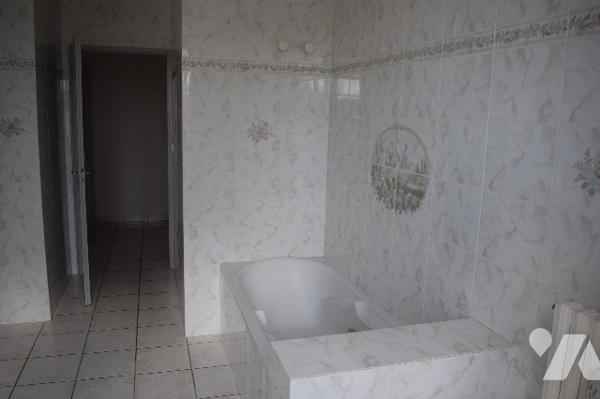 ENSEMBLE IMMOBILIER CENTRE VILLE VILLEFAGNAN