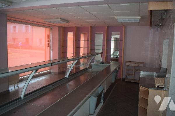 ENSEMBLE IMMOBILIER CENTRE VILLE VILLEFAGNAN