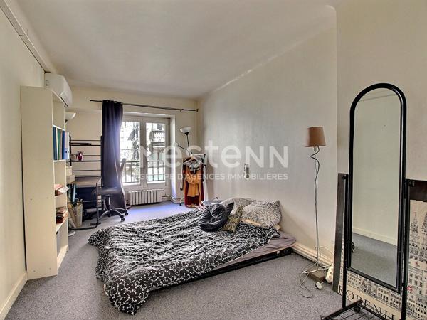 Appartement Avignon T4 85.17 m2 IM avec cour