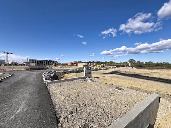 terrain à bâtir à Mauguio 380 m²