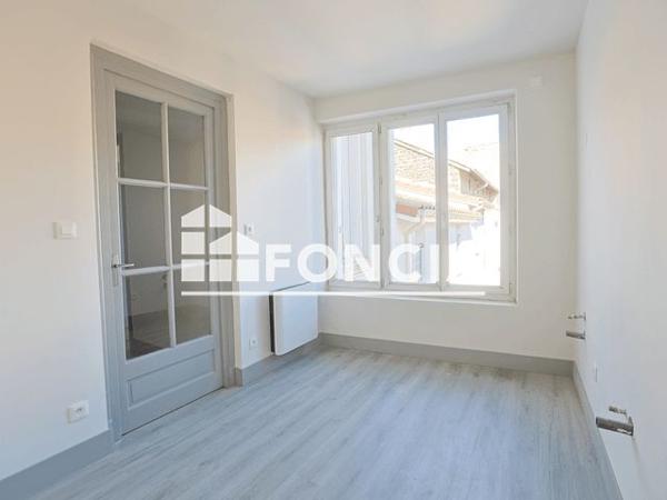Location Appartement 4 pièces 90 m² - Firminy 42700