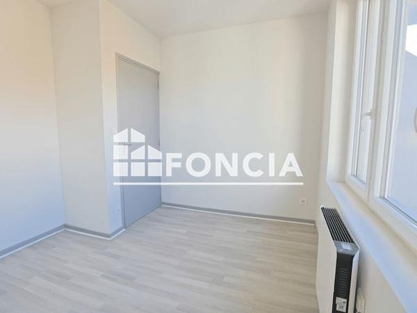 Location Appartement 4 pièces 90 m² - Firminy 42700