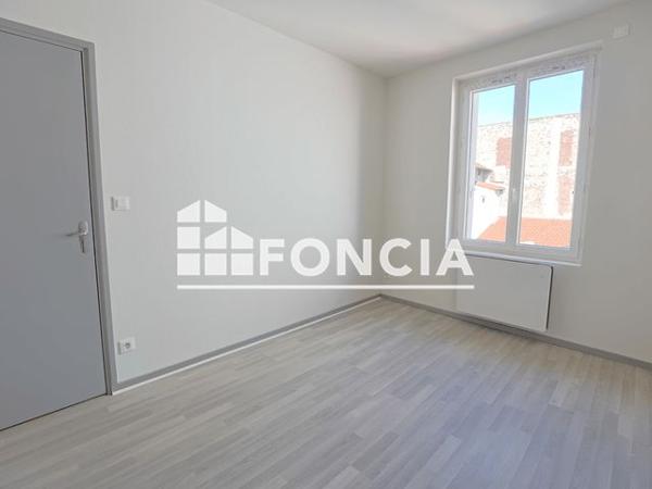 Location Appartement 4 pièces 90 m² - Firminy 42700