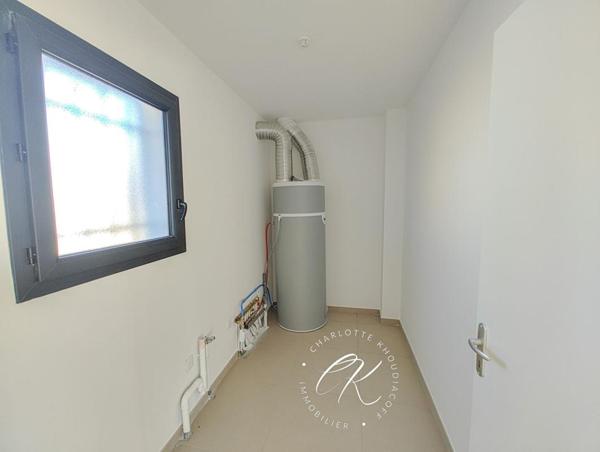 Villa neuve très lumineuse de 157m² 5 chambre et terrain de 3380m² dans résidence sécurisée