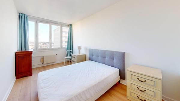 Appartement 2 pièce(s) 52.66 m2 meublé à Paris 14
