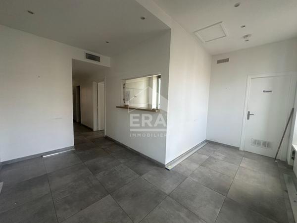 A VENDRE 83470 SAINT MAXIMIN LA SAINTE BAUME APPARTEMENT EN DUPLEX  TYPE 8 DE 145 M² AVEC ASCENCEUR DEUX CAVES