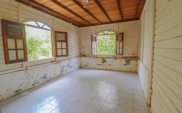 Maison à vendre    4 pièces •  Sainte-Luce