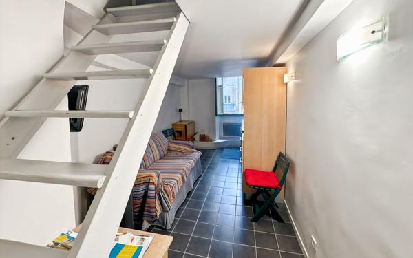 Appartement à vendre    2 pièces • 23 m2 Nice