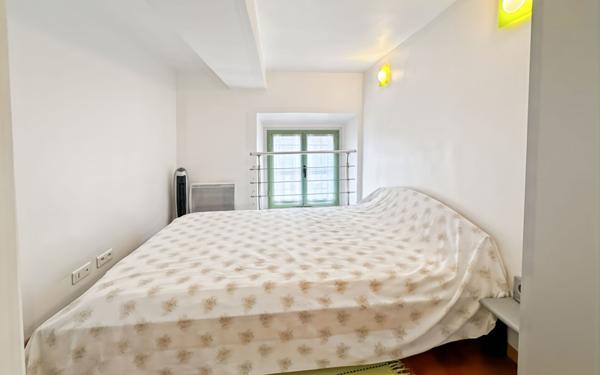 Appartement à vendre    2 pièces • 23 m2 Nice