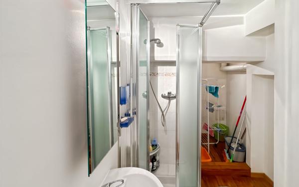 Appartement à vendre    2 pièces • 23 m2 Nice