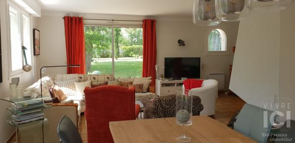 Maison Familiale 159 m² à Sautron, vie de Plain-pied, Terrain 1400 m² au Calme & Commerces à Pieds