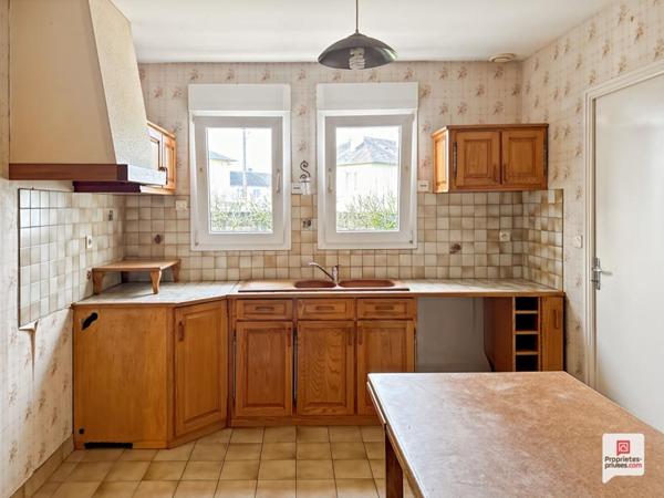 Maison Sable Sur Sarthe 6 pièce(s) 137 m2