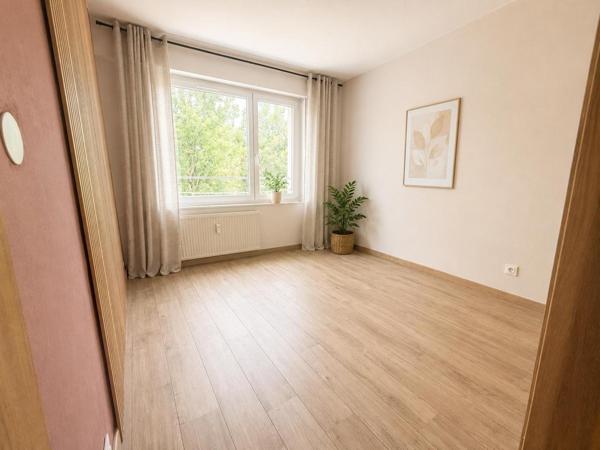 Très beau T4, 3 chambres résidence de standing, terrasse, garage souterrain