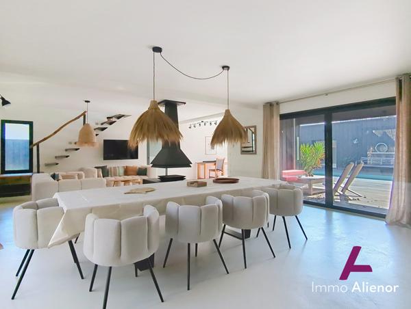Maison 208 m² 8 pièces