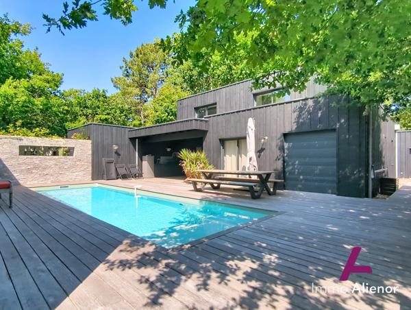 Maison 208 m² 8 pièces