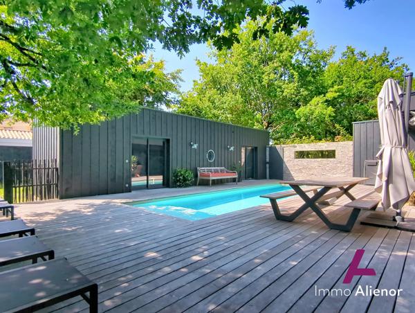 Maison 208 m² 8 pièces