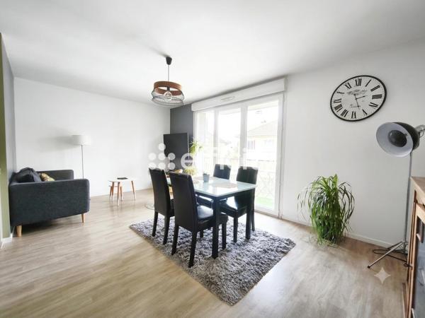 Appartement
         2 pièces
        - 49 m² Exclusivité 157 000 € *