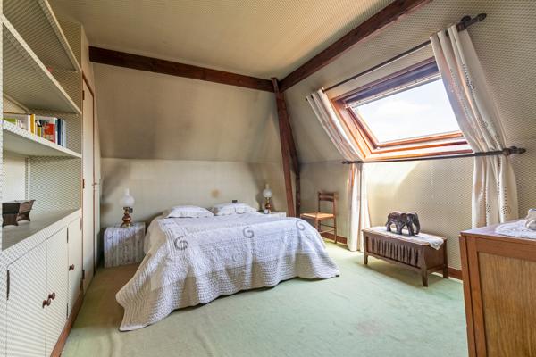 RUEIL-MALMAISON - COUNTRY CLUB - MAISON DE 100 M² - 3 CHAMBRES - TERRAIN 315 - JARDIN - GARAGE 2 PLACES -