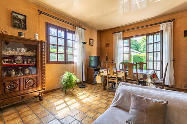 RUEIL-MALMAISON - COUNTRY CLUB - MAISON DE 100 M² - 3 CHAMBRES - TERRAIN 315 - JARDIN - GARAGE 2 PLACES -