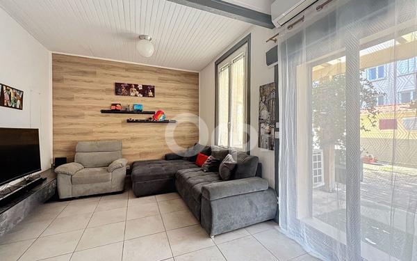 Maison à vendre    5 pièces •  Thuir