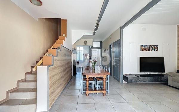 Maison à vendre    5 pièces •  Thuir