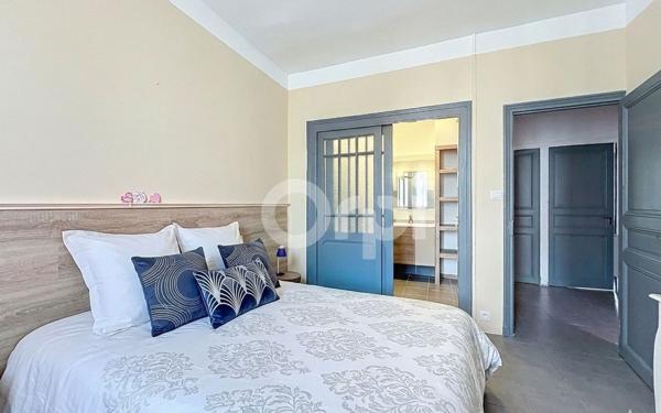 Maison à vendre    5 pièces •  Thuir