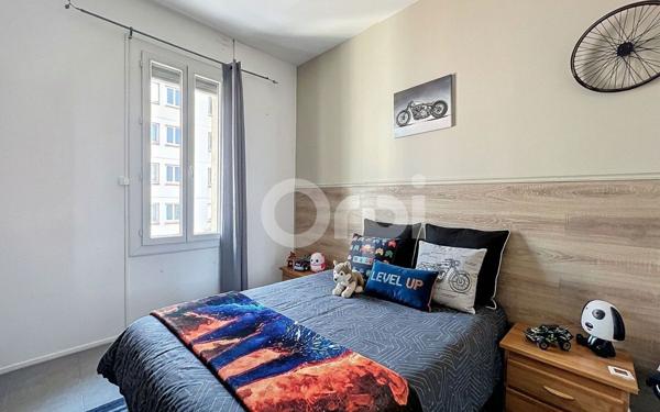 Maison à vendre    5 pièces •  Thuir