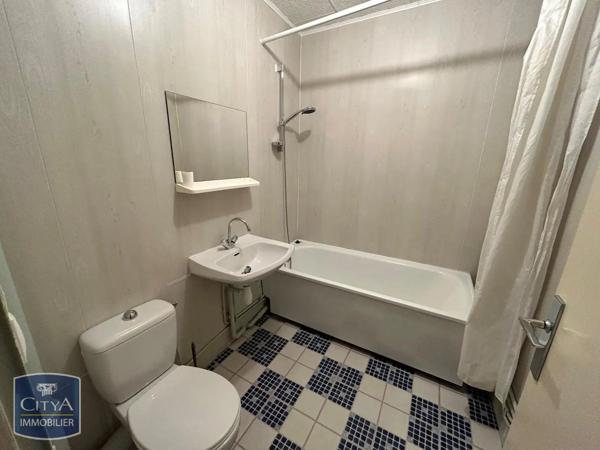 Appartement à louer 1 pièce 31.79m² Besançon (25000)