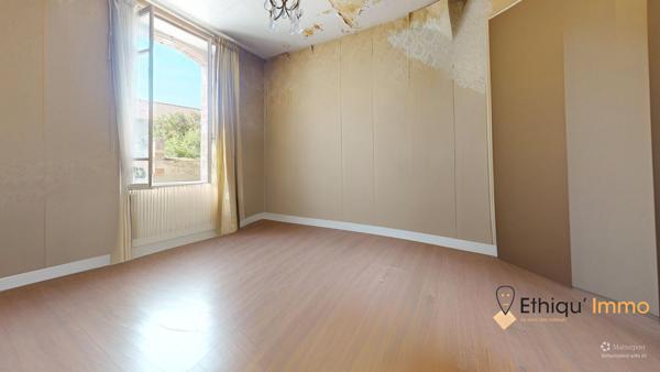 Maison bourgeoise 201m2-Bord de Rivière -Dépendance